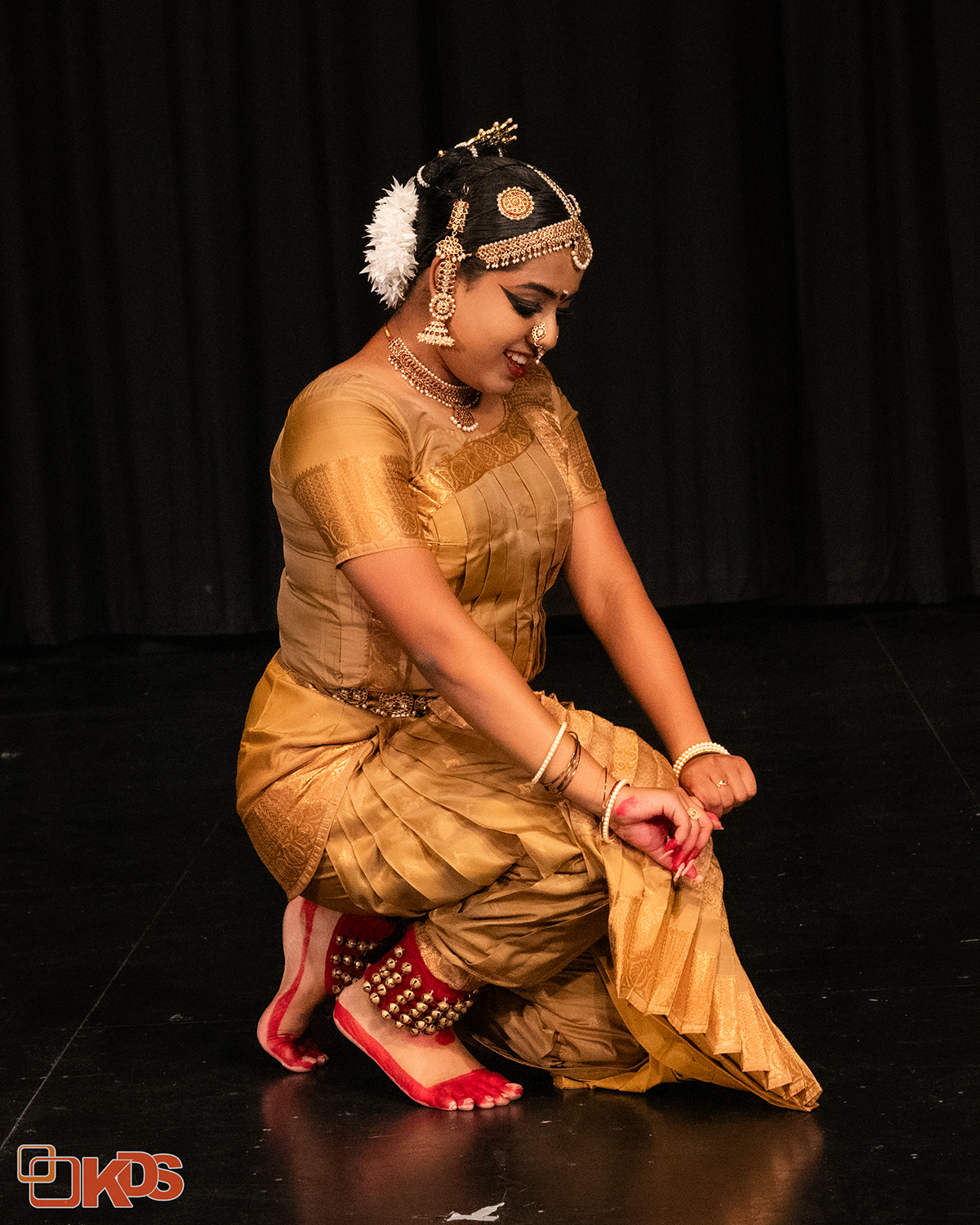 Rasanupavam production photograph 23: Artist portrait